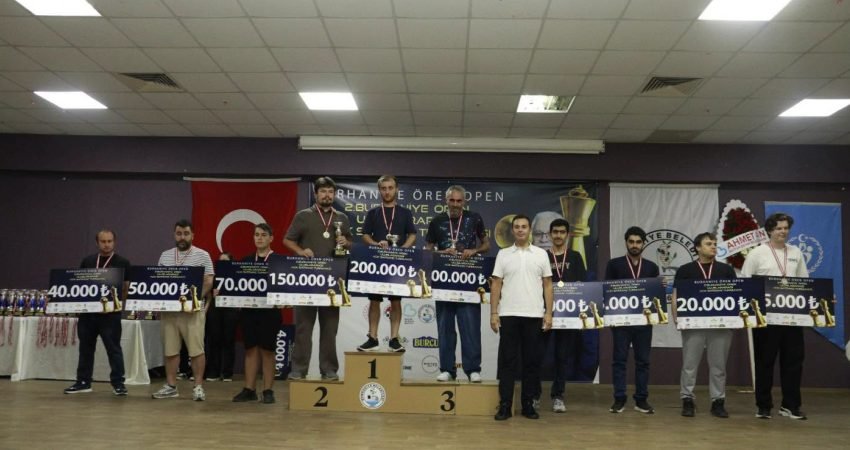 Balıkesir'de Büyükşehir Belediyesi, Burhaniye Belediyesi, Balıkesir Gençlik ve Spor İl