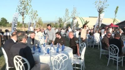 Bursa Büyükşehir Belediyesi Başkan Vekili Şahin Biba, iş dünyasıyla güçlü