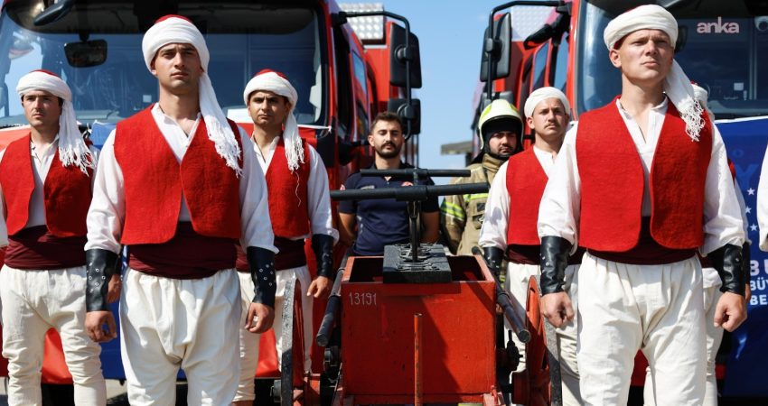 Bursa Büyükşehir Belediyesi’nden 17 Ağustos’un yıl dönümünde afet mesaisi ve yeni yatırımlar Bursa Büyükşehir Belediyesi, 17 Ağustos Marmara Depremi’nin yıl dönümünde Arama