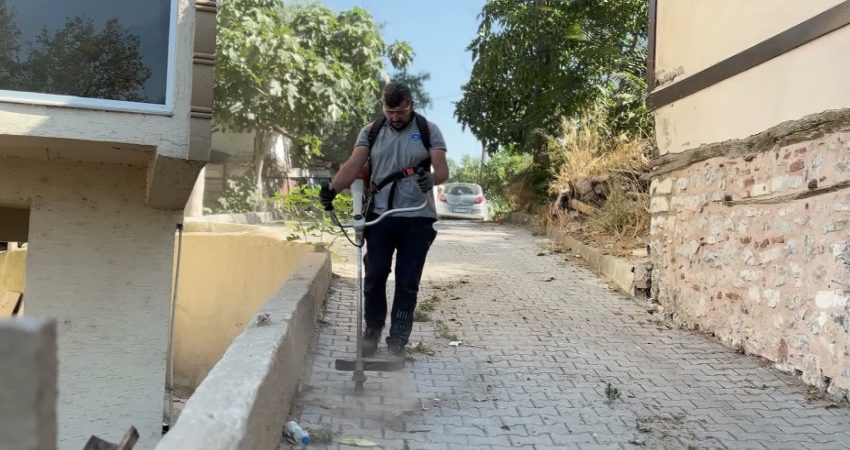 Bursa Büyükşehir Belediyesi’nden Gölyazı’da kapsamlı bakım çalışması Bursa Büyükşehir Belediyesi, şehrin önemli turizm merkezlerinden biri olan Gölyazı’da