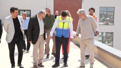 Bursa’da Demirtaş Spor Kompleksi, yıl sonuna kadar hizmete açılacak Bursa Büyükşehir Belediyesi Başkan Vekili Şahin Biba, Osmangazi ilçesinde yapımı