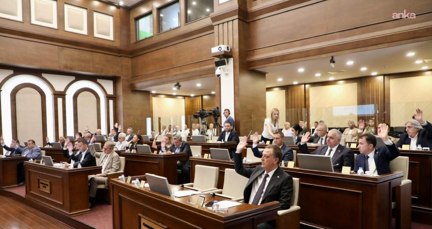 Büyükçekmece Belediye Meclisi olağanüstü toplanarak, imar sorunu yaşanan bölgeler için