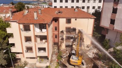 Büyükçekmece Belediyesi, Atatürk Mahallesi’nde 1989 ve 1995 yıllarında inşa edilen 4