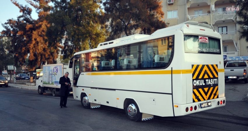 İzmir Büyükşehir Belediyesi, il genelinde servis aracı sayısını artırmak için
