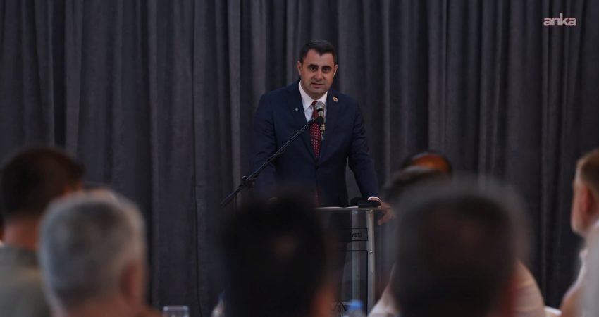 YENİ Parti İzmir Kurucu İl Başkanı Çağatay Güç, Romanların eğitim,