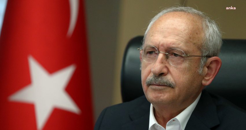 CHP Genel Başkanı Kemal Kılıçdaroğlu, Çayırhan Kömür İşletmeleri’nde bir işçinin