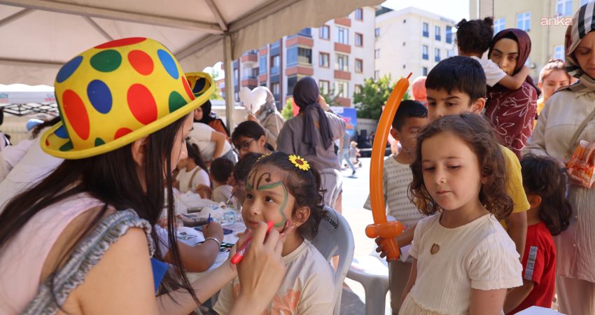 Çekmeköy Belediyesi tarafından yaz boyunca ilçenin farklı mahallelerinde düzenlenen “Mahallemde