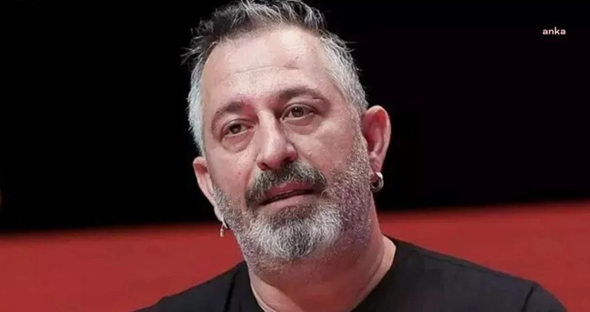 Cem Yılmaz hastaneye kaldırıldı… Bakan Memişoğlu: “Gerekli tıbbi müdahaleler başarıyla gerçekleştirilmiştir” Komedyen Cem Yılmaz, Çanakkale’nin Ayvacık ilçesindeki evinde rahatsızlanmasının ardından hastaneye