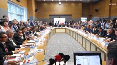  AK Parti Grup Başkanvekili Abdulhamit Gül, "Milli Dayanışma ve Toplumsal