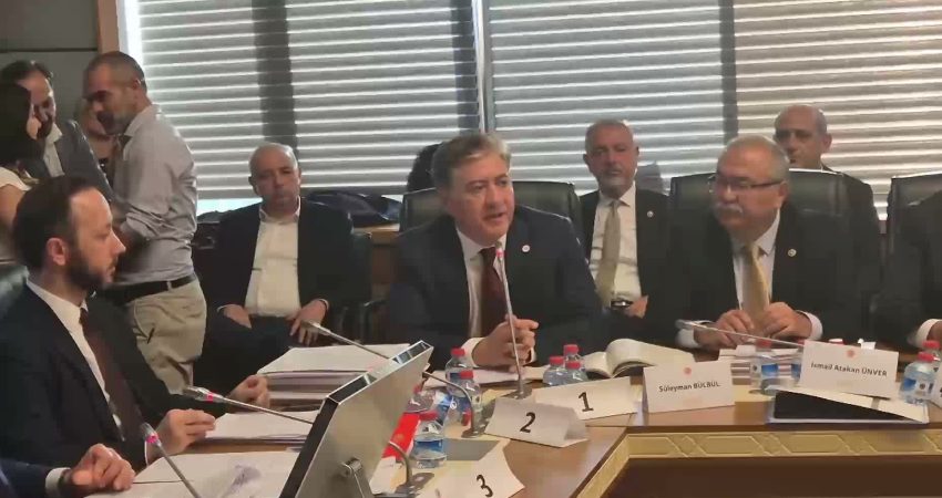 YENİ Parti Grup Başkanvekili Murat Emir, TBMM Adalet Komisyonu'nda görüşülen