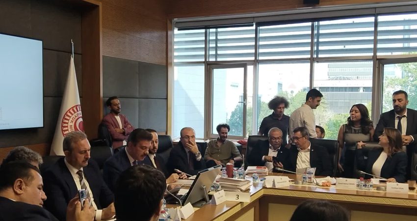 Kamuoyunda, "çerçeve yasa" olarak bilinen "Milli Dayanışma ve Toplumsal Bütünleşmenin Güçlendirilmesine