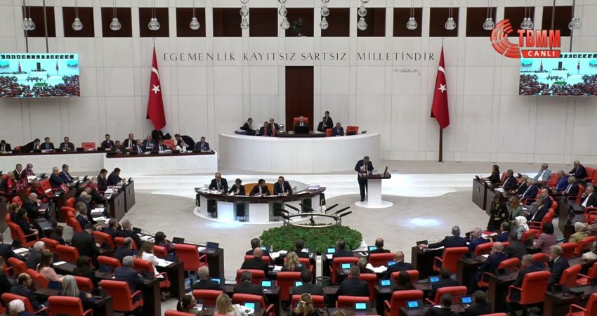 MHP Genel Başkan Yardımcısı Feti Yıldız, TBMM Genel Kurulu'nda görüşülen