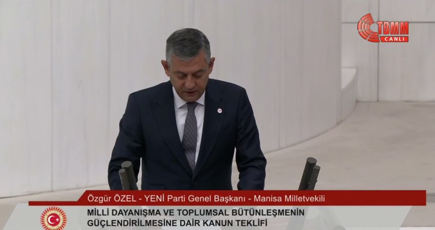 YENİ Parti Genel Başkanı Özgür Özel, çerçeve yasa teklifine ilişkin,
