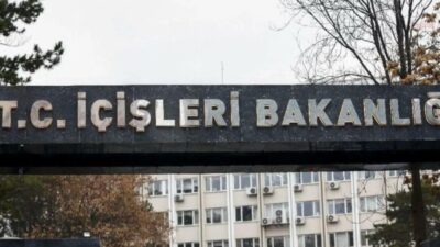 İçişleri Bakanlığı'ndan yapılan açıklamada, kırmızı bültenle uluslararası seviyede aranan 16
