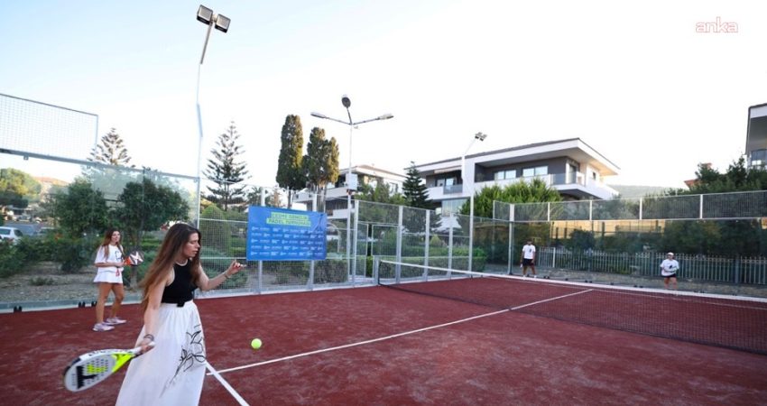 Çeşme Belediyesi, 16 Eylül Kurtuluş Parkı’nda yapımını tamamladığı yeni padel