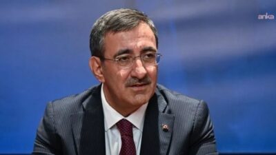 Cumhurbaşkanı Yardımcısı Cevdet Yılmaz, Girne açıklarında bir yolcu gemisinin alabora olmasına