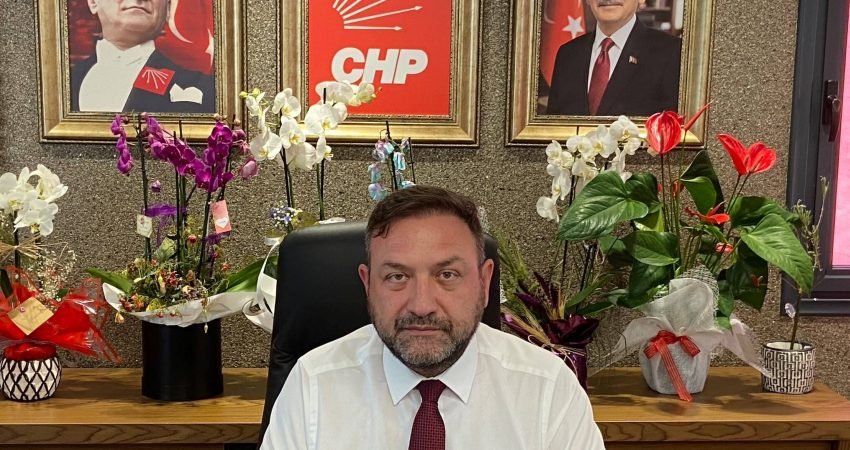 CHP İzmir İl Yönetim Kurulu, ilçe başkanlıklarına yeni görevlendirmeler yaptı.