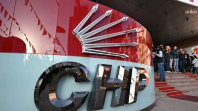 CHP Sözcüsü Müslim Sarı, YENİ Parti Genel Başkanı Özgür Özel’in