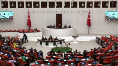 CHP Tokat Milletvekili Kadim Durmaz, 200 liralık banknotun alım gücündeki