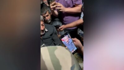Cumhurbaşkanı Başdanışmanı Oktay Saral, eşit özlük hakları talebiyle eylemlerini sürdüren