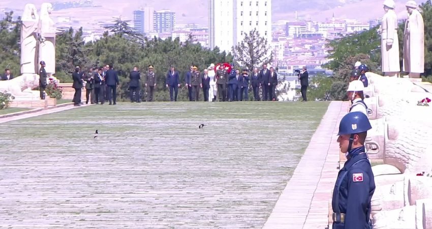 Cumhurbaşkanı Recep Tayyip Erdoğan başkanlığındaki Yüksek Askeri Şura (YAŞ) üyeleri,