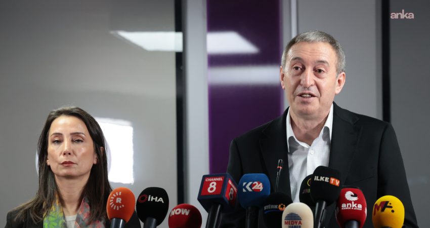 DEM Parti Eş Genel Başkanlarından 17 Ağustos Marmara Depremi mesajı: “Depreme dirençli kentler ertelenemez” DEM Parti Eş Genel Başkanları Tülay Hatimoğulları ve Tuncer Bakırhan,