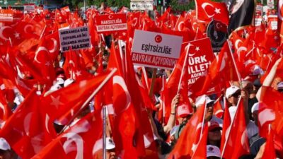 İYİ Parti Genel Başkanı Müsavat Dervişoğlu, sosyal medya hesabından, 16