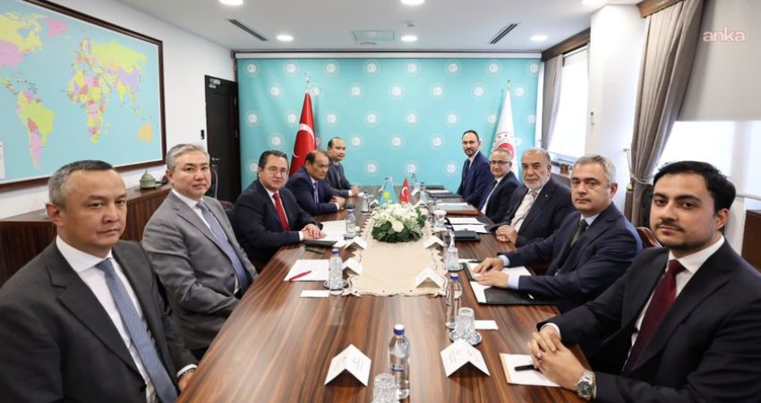 Dışişleri Bakan Yardımcısı Büyükelçi Musa Kulaklıkaya, Kazakistan Dışişleri Bakan Yardımcısı