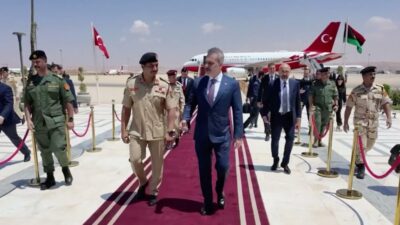 Dışişleri Bakanı Hakan Fidan, Libya ziyareti kapsamında Bingazi'ye gitti.