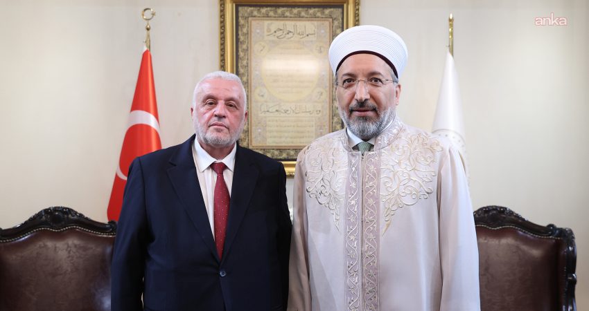 Diyanet İşleri Başkanı Arpaguş, Suriye Vakıflar Bakanı Şukri’yi kabul etti Diyanet İşleri Başkanı Prof. Dr. Safi Arpaguş, Suriye Vakıflar Bakanı