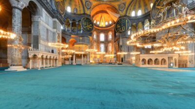 Diyanet İşleri Başkanlığı’nın bu haftaki cuma hutbesinde "Her yetim bir