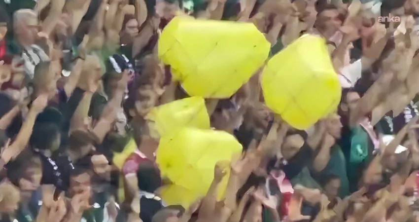 Diyarbakır Barosu’ndan Amedspor tribünlerine yönelik “sarı torba” eylemine suç duyurusu Diyarbakır Barosu İnsan Hakları Merkezi, Kocaelispor-Amedspor karşılaşmasında Amedspor tribünlerine yönelik