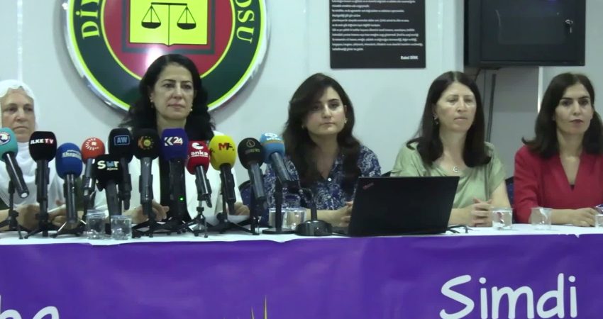 Diyarbakır’daki çeşitli sivil toplum kuruluşları "çıkarılacak çerçeve yasanın Kürt sorununun