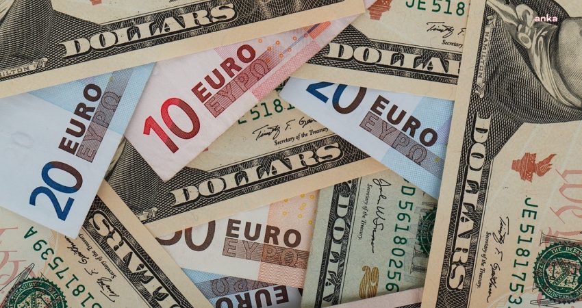 Dövizde büyüyen risk… Ekonomist Prof. Dr. Yılmaz: Şirketlerin döviz açıkları 3 yılda 2,8 kat artı, bireyler KKM’den çıktı, dövize döndü Ekonomist Prof. Dr. Hakkı Hakan Yılmaz, istihdam ve üretimi tehdit