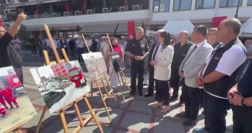17 Ağustos 1999'daki Marmara Depremi’nde hayatını kaybedenler Edirne Belediyesi'nin düzenlediği