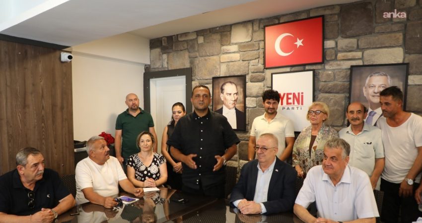 CHP’den istifa eden Edremit Belediye Başkanı Mehmet Ertaş ile 19