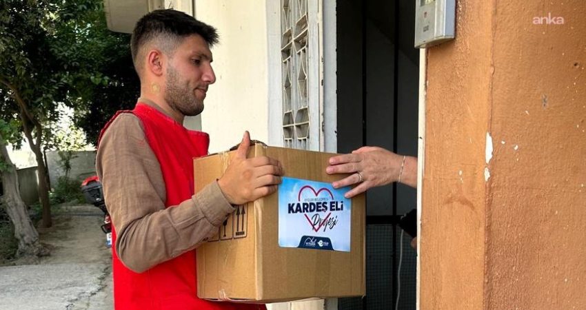 Efeler Belediyesi’nden ihtiyaç sahibi ailelere destek Efeler Belediyesi Sosyal Yardım Ağı (EFESYA) tarafından ihtiyaç sahibi ailelere,