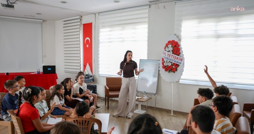 Efeler Belediyesi’nin çocukların yaz tatilini verimli ve nitelikli geçirmeleri amacıyla