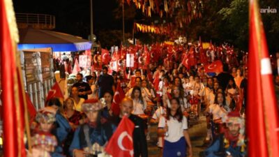 Efes Selçuk’ta 30 Ağustos Zafer Bayramı, fener alayı ve Eliz