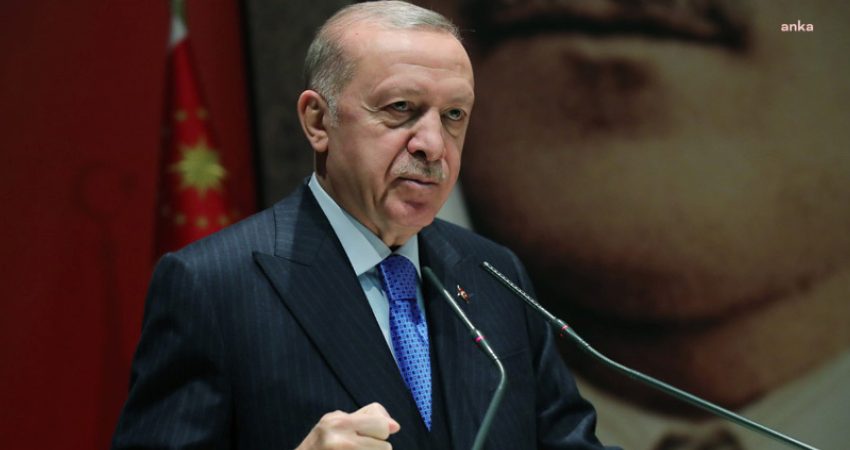 Erdoğan’dan “çerçeve yasa” açıklaması: Milletimizin hassasiyetlerini dikkate alarak yürüttüğümüz süreci aynı samimiyetle yönetmeye devam edeceğiz Cumhurbaşkanı Recep Tayyip Erdoğan, Resmi Gazete’de yayımlanarak yürürlüğe giren Milli
