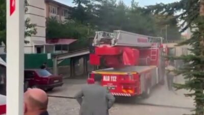 Erzurum Adalet Sarayı'nın arşiv bölümünde dün akşam saatlerinde çıkan yangın,