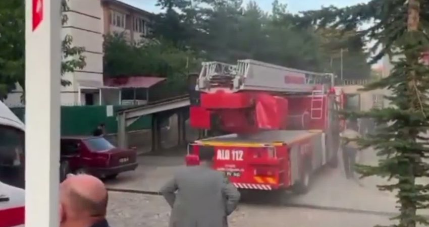 Erzurum Adalet Sarayı'nın arşiv bölümünde dün akşam saatlerinde çıkan yangın,