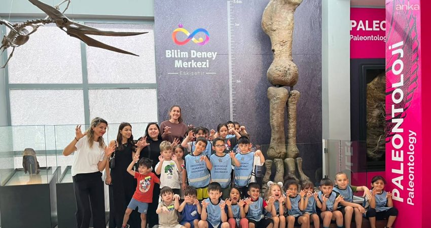 Eskişehir Büyükşehir Belediyesi Çocuk Evleri bünyesinde düzenlenen Yaz Okulu Programı,