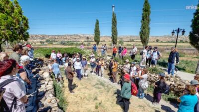Eskişehir Büyükşehir Belediyesi tarafından düzenlenen "Eskişehir Tarihi Yürüyüş Yolları Serisi"