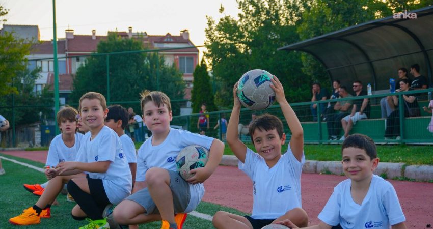 Eskişehir Büyükşehir Belediyesi tarafından çocukların yaz tatilini verimli, eğlenceli ve