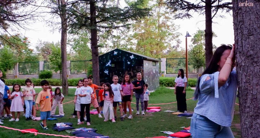 Eskişehir Büyükşehir Belediyesi Çocuk Hakları Birimi tarafından düzenlenen "Ebeveyn Destek