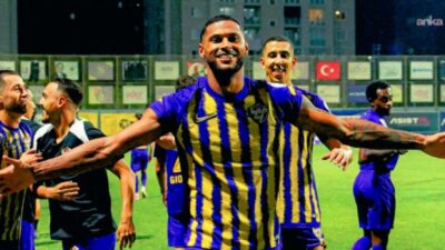 Eyüpspor, Trendyol Süper Lig’in 3’üncü haftasında sahasında Corendon Alanyaspor’u 2-1