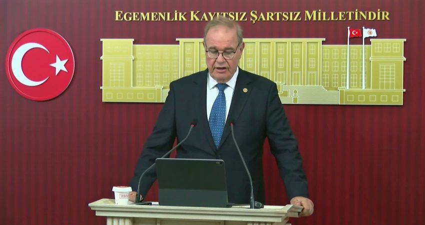 CHP Grup Başkanı Faik Öztrak, AK Parti'nin 25 yılda Türkiye'yi