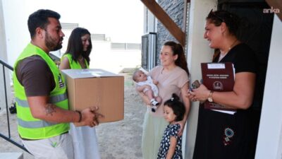 Foça Belediyesi, “Hoş Geldin Bebek Paketi” desteği kapsamında, ilçe sınırlarında