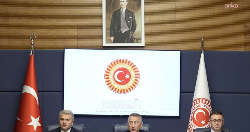 Fuat Oktay’dan İsrail’in Suriye’deki Ebu Zuhur Üssü’ne saldırısına tepki TBMM Dışişleri Komisyonu Başkanı Fuat Oktay, "Katil İsrail güçlerinin, Suriye'nin